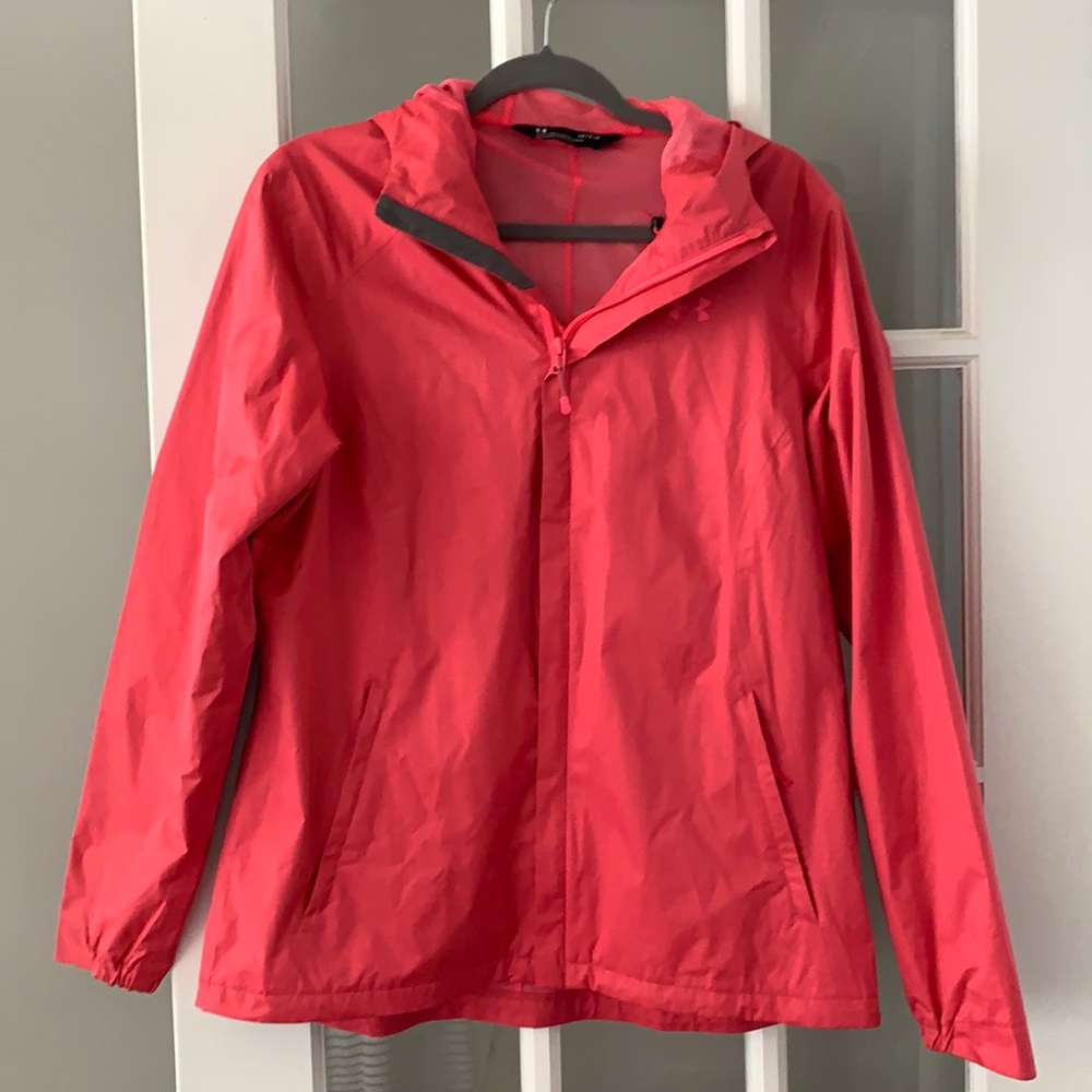 Women’s Under Armour water resistant windbreaker jacket size large